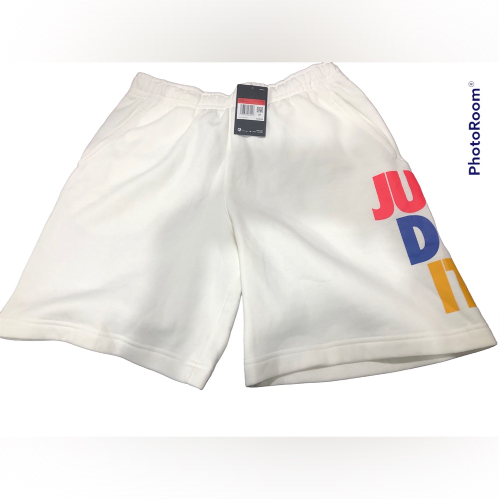 Nike Standard Fit/At Knee Length. Size L Mens.